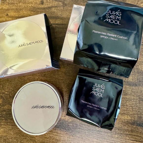 1 cushion + 2 refills! JUNG SAEM MOOL Masterclass Radiant Korean Cushion SPF50+ - Picture 2 of 6